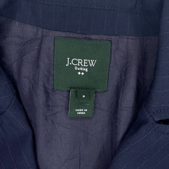 J. Crew Suiting Wool Blend Navy Blue Pin Striped Button Front Blazer Size 6 - Picture 7 of 7